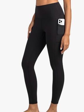 Colorfulkoala High-Waist Black Pocket Leggings